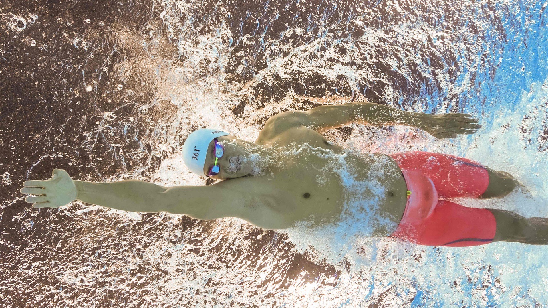 乌拉圭男足在巴黎奥运会比赛中以2-1战胜阿根廷，乌拉圭男足阵容