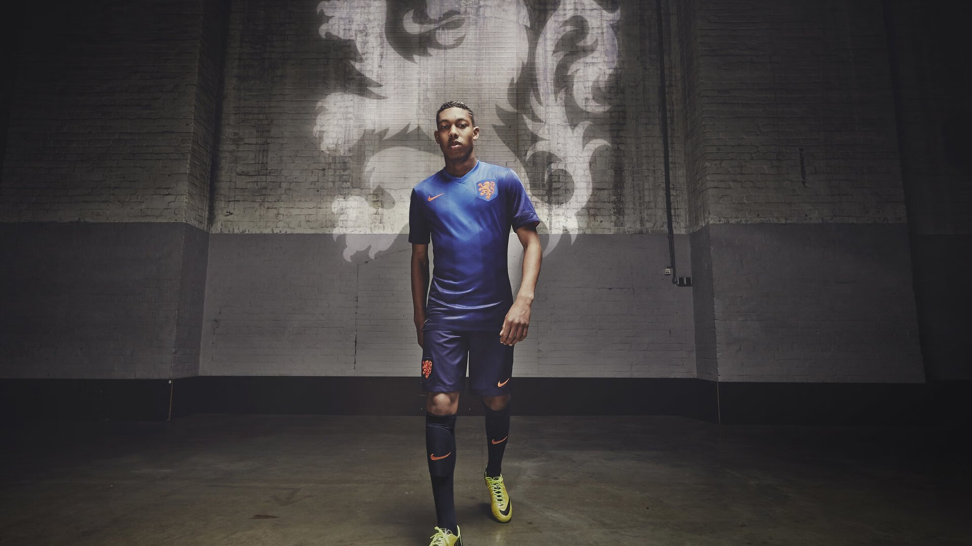 九游下载中心-拜仁经验碾压，战术执行完美，拜仁阵型和球队战术